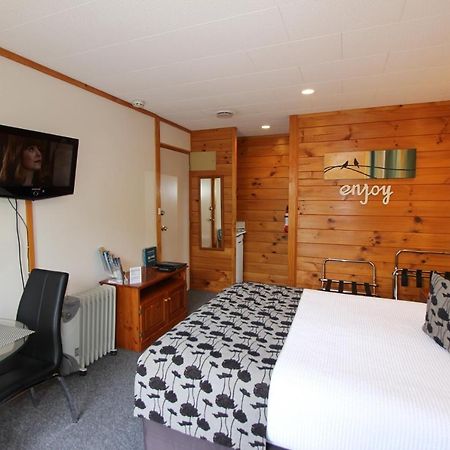 Andrea'S Bed & Breakfast Whitianga Exterior photo