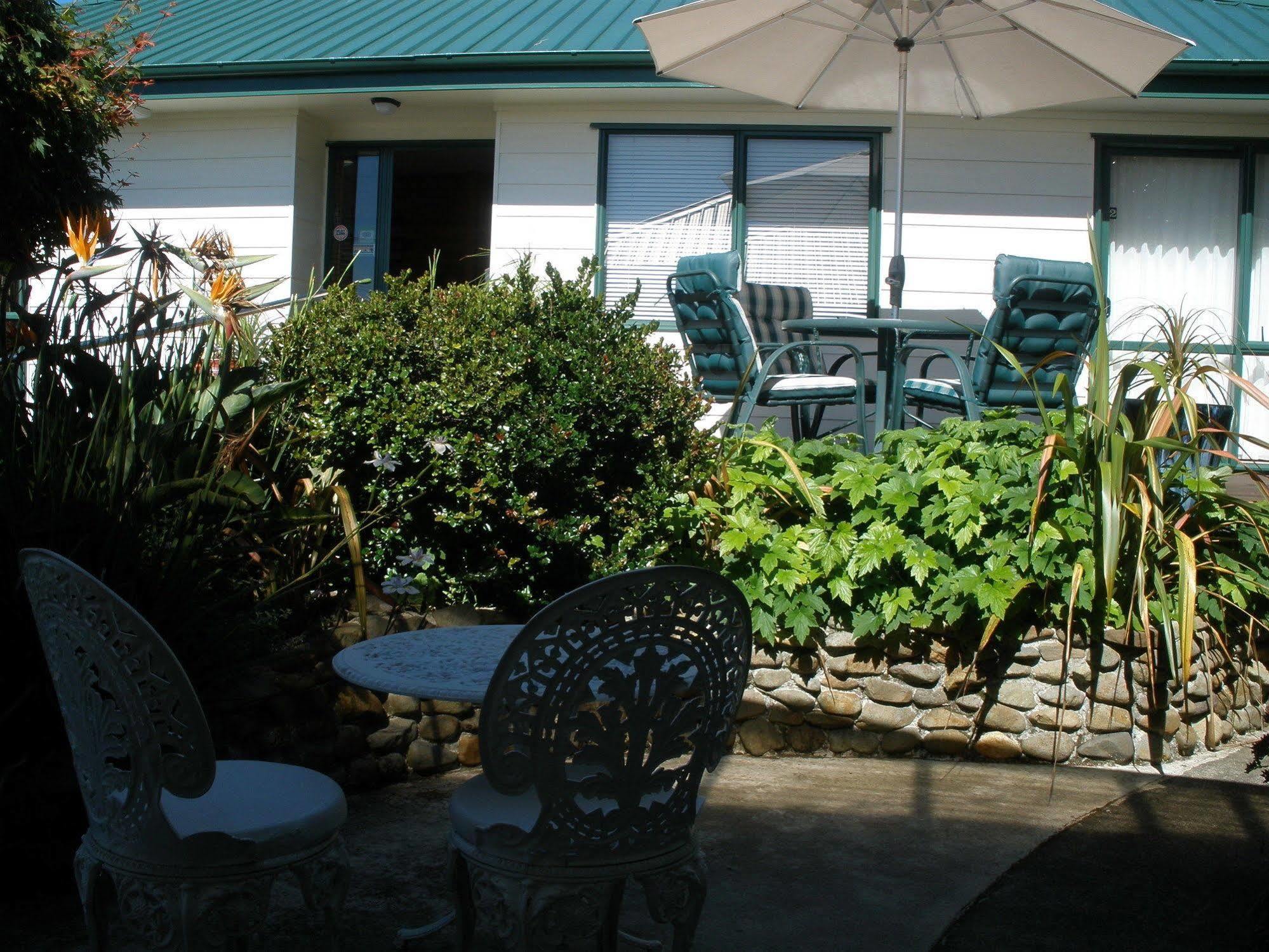 Andrea'S Bed & Breakfast Whitianga Exterior photo